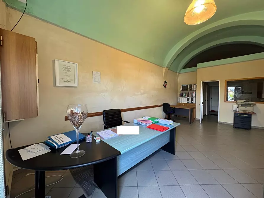 Immagine 10 di Ufficio in affitto  a Montelupo Fiorentino