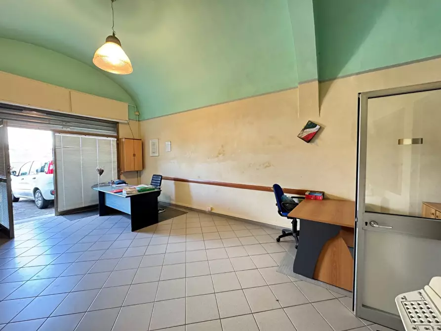 Immagine 3 di Ufficio in affitto  a Montelupo Fiorentino