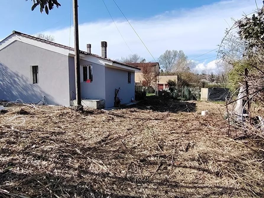 Immagine 1 di Villa in vendita  a Fucecchio