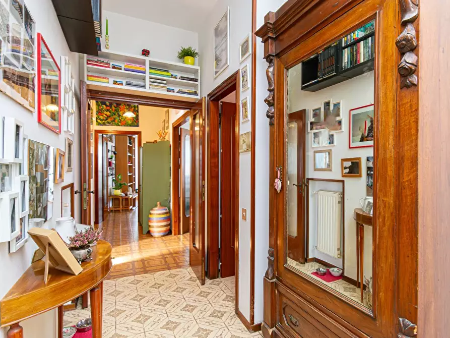 Immagine 36 di Appartamento in vendita  a Pontedera