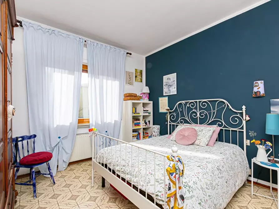 Immagine 25 di Appartamento in vendita  a Pontedera