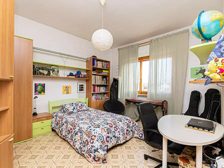 Immagine 28 di Appartamento in vendita  a Pontedera