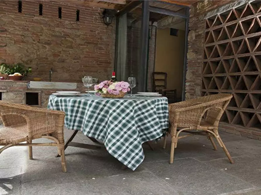 Immagine 2 di Appartamento in affitto  a Pontedera