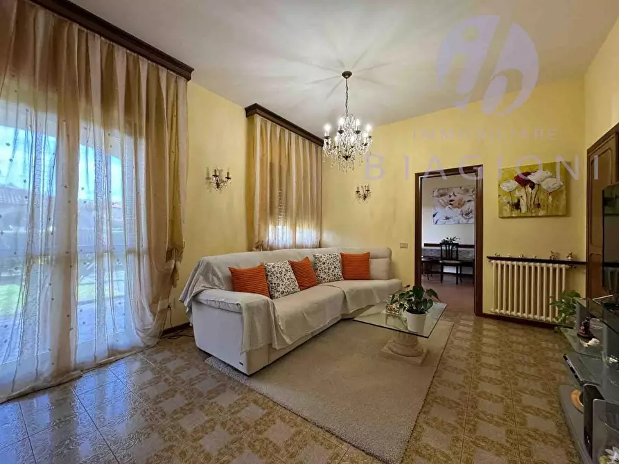 Immagine 9 di Villa in vendita  a Forte Dei Marmi