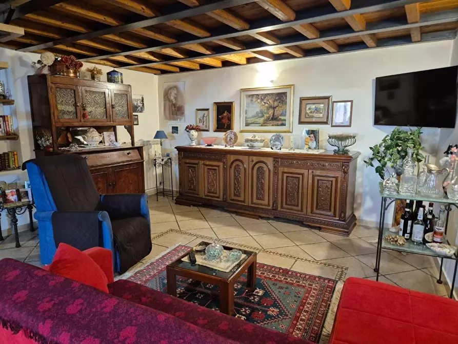 Immagine 21 di Casa trifamiliare in vendita  a Ortonovo