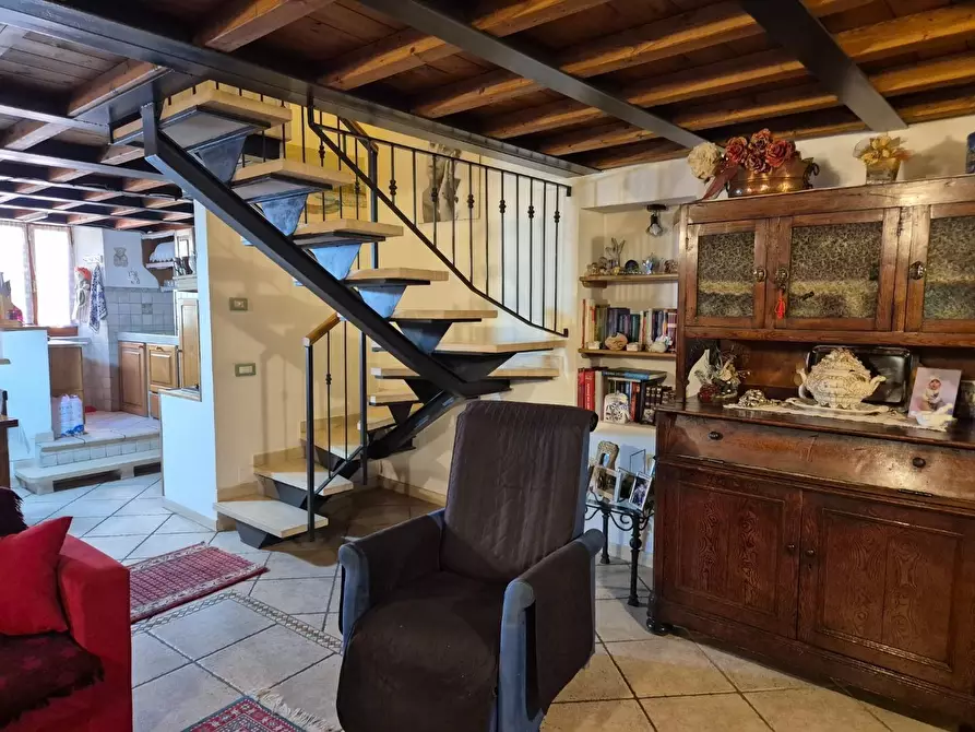 Immagine 27 di Casa trifamiliare in vendita  a Ortonovo