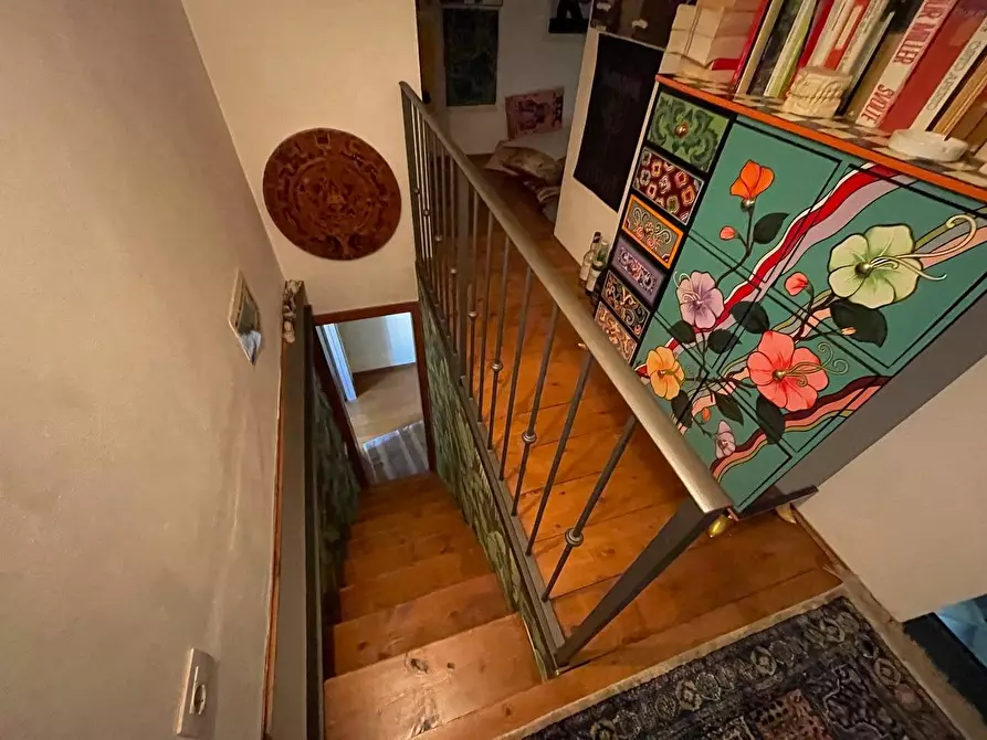 Immagine 62 di Appartamento in vendita  a Siena