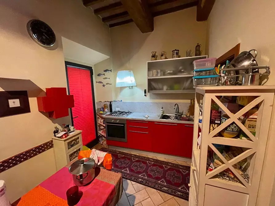 Immagine 10 di Appartamento in vendita  a Siena