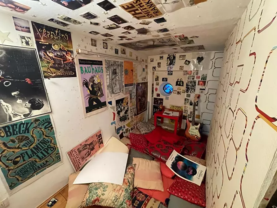 Immagine 52 di Appartamento in vendita  a Siena