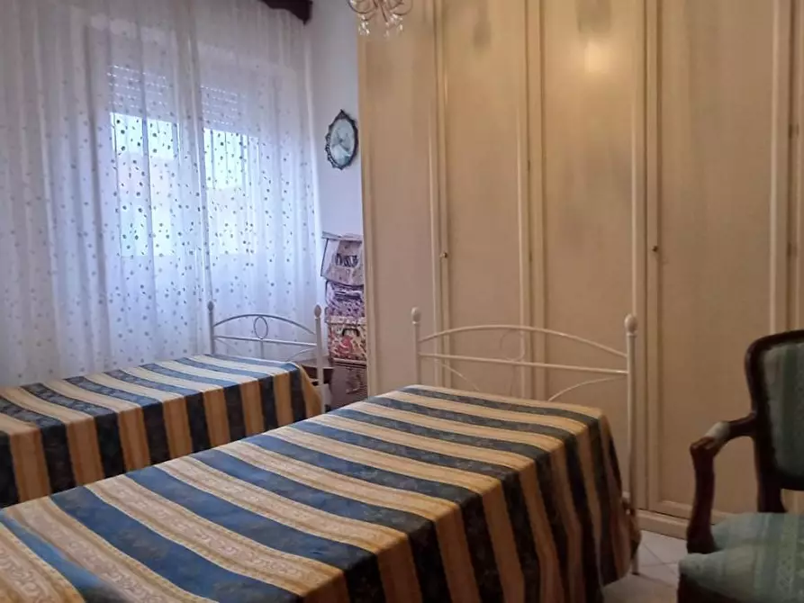 Immagine 24 di Appartamento in vendita  a Massa