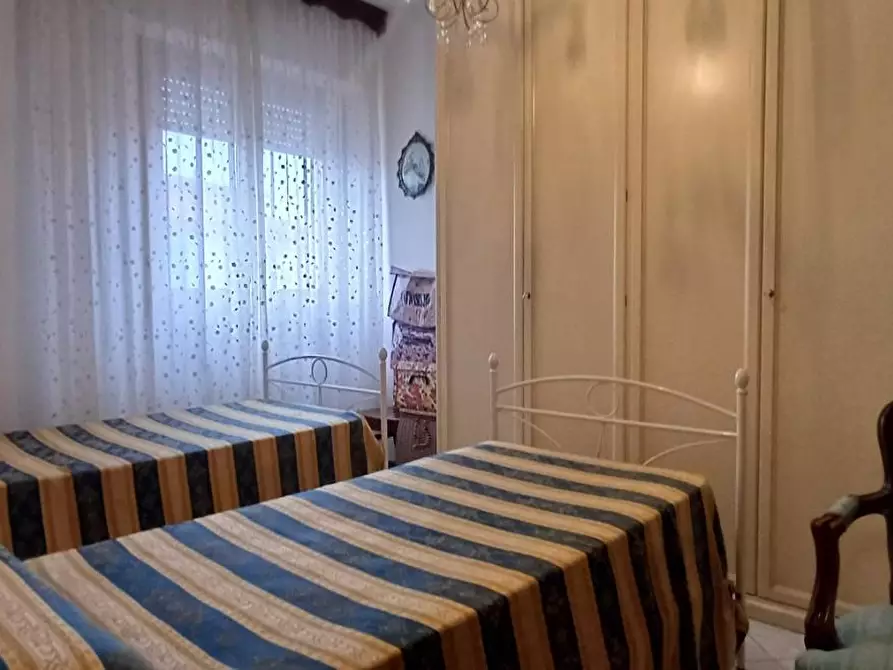 Immagine 23 di Appartamento in vendita  a Massa