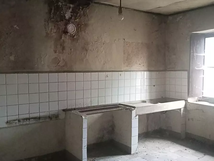 Immagine 4 di Casa indipendente in vendita  a Monchio Delle Corti