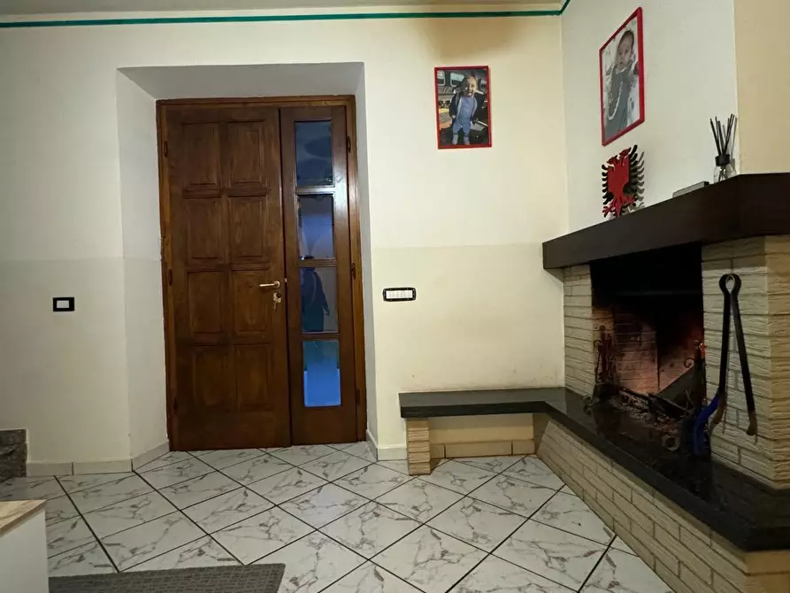 Immagine 28 di Casa semindipendente in vendita  a Montecarlo