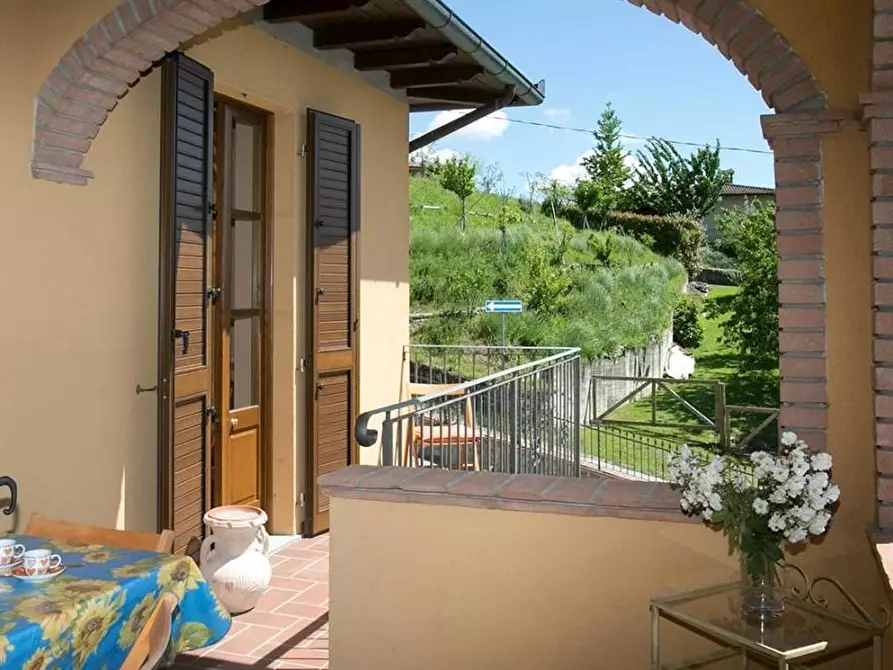 Immagine 15 di Casa indipendente in vendita  a Castiglione Di Garfagnana