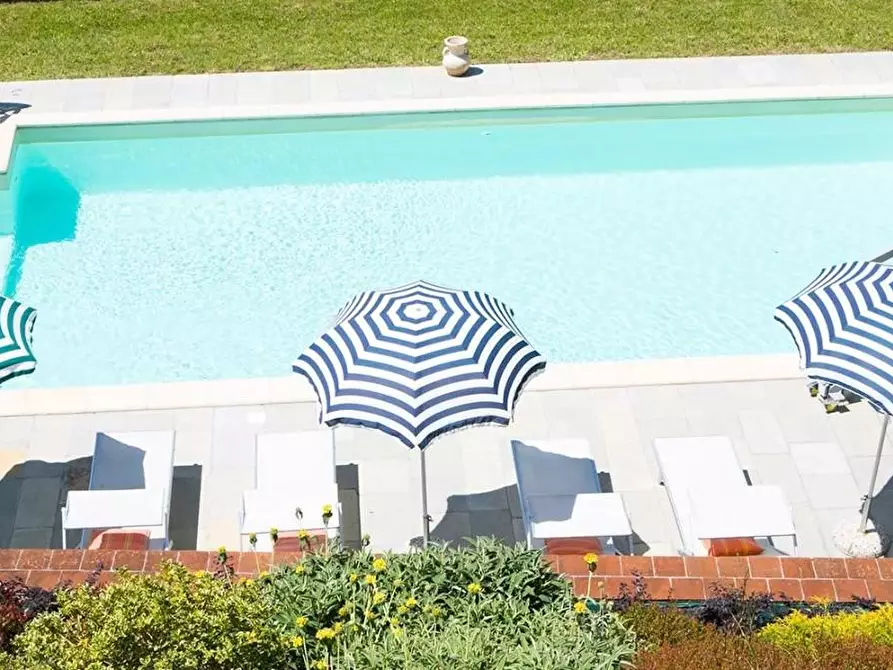 Immagine 3 di Casa indipendente in vendita  a Castiglione Di Garfagnana