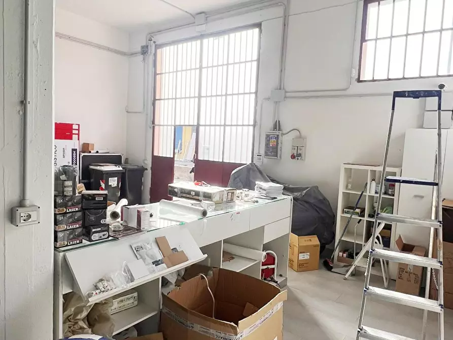 Immagine 20 di Attività artigianale in vendita  a Vicopisano