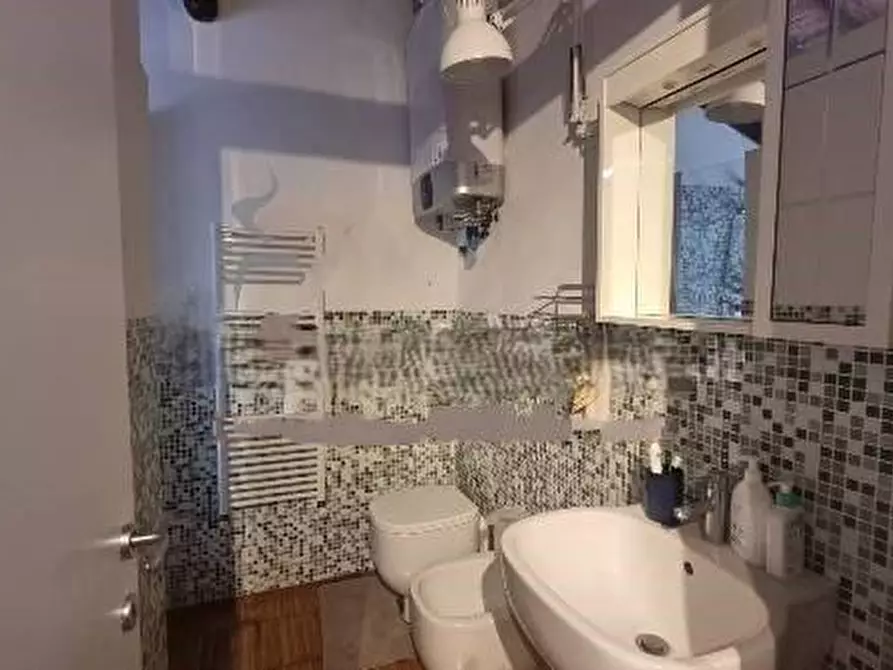 Immagine 10 di Loft/Open space in vendita  a Pisa