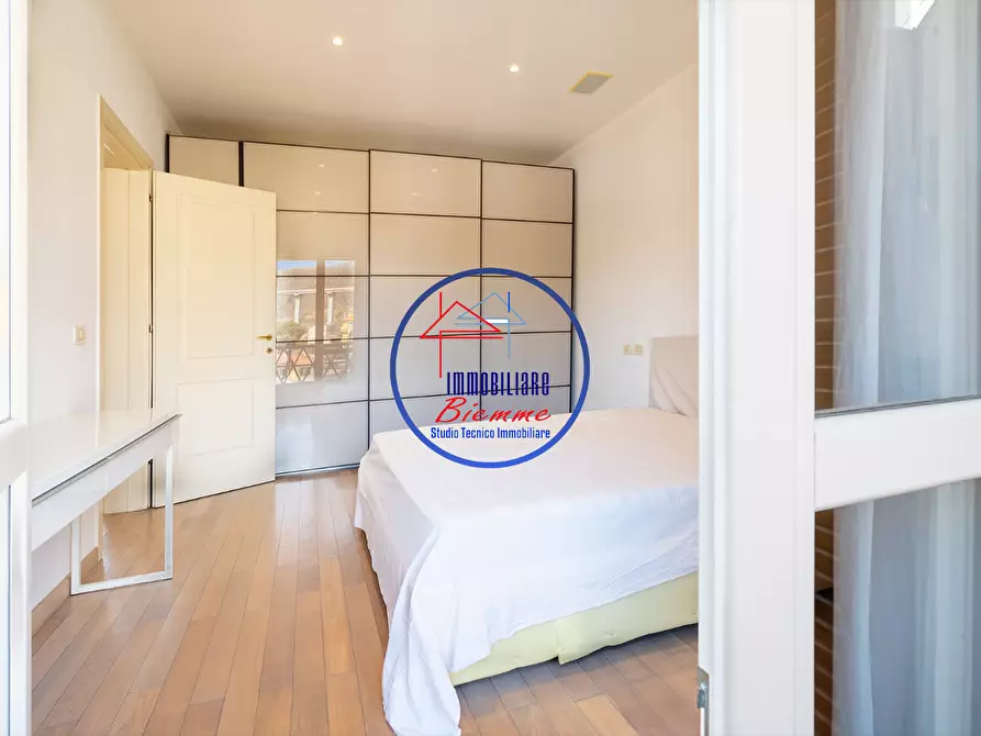 Immagine 13 di Appartamento in vendita  a Massarosa