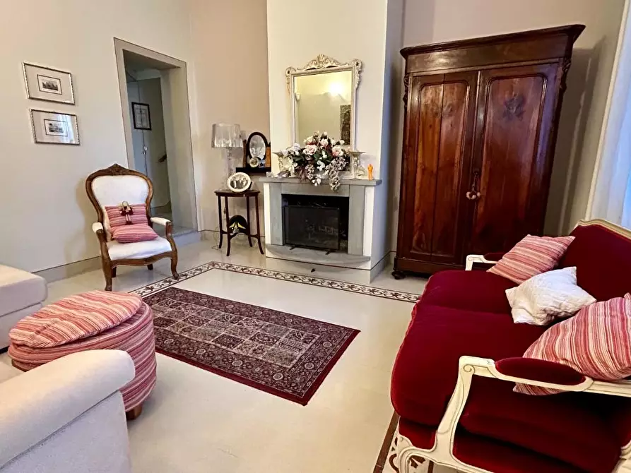 Immagine 4 di Casa indipendente in vendita  a Pisa
