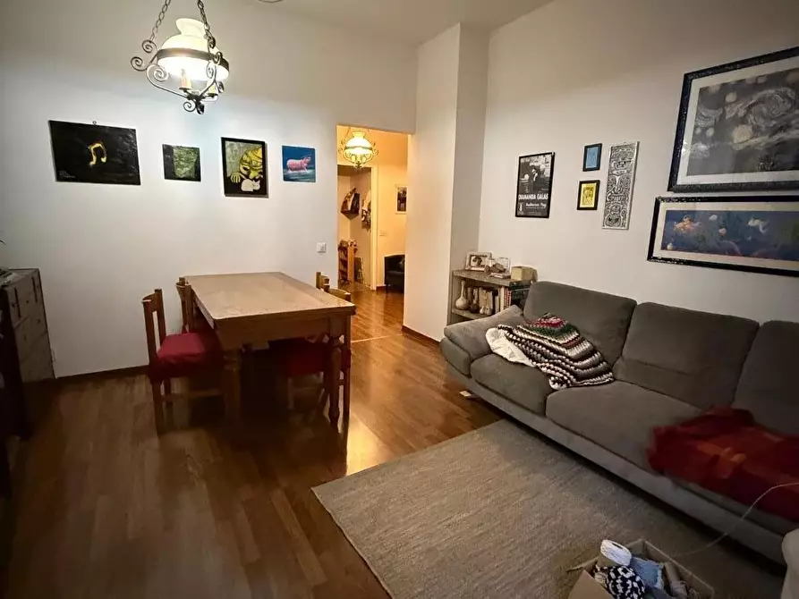 Immagine 6 di Appartamento in vendita  a Massa