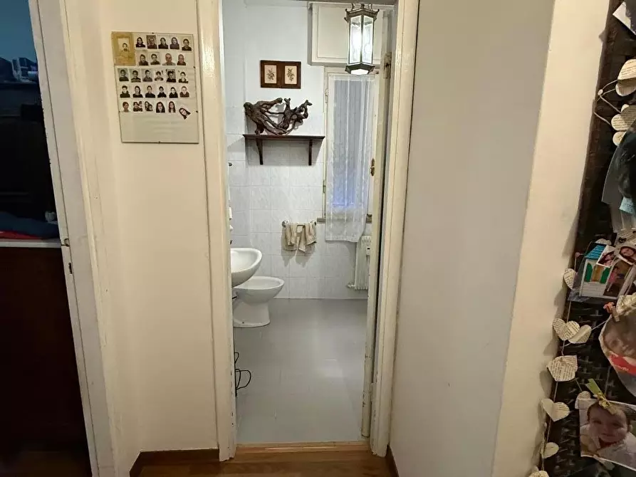 Immagine 59 di Appartamento in vendita  a Massa