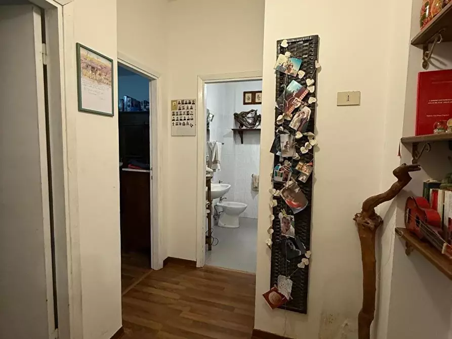 Immagine 30 di Appartamento in vendita  a Massa