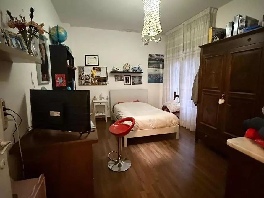 Immagine 60 di Appartamento in vendita  a Massa