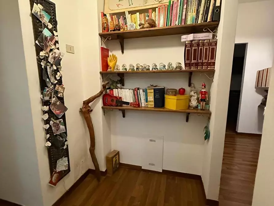 Immagine 66 di Appartamento in vendita  a Massa