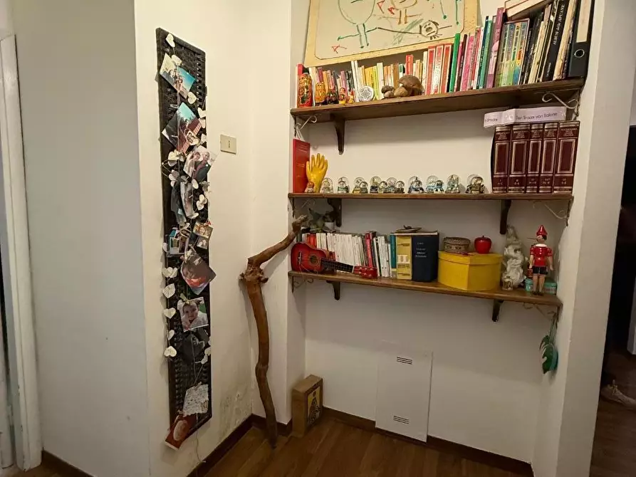 Immagine 57 di Appartamento in vendita  a Massa