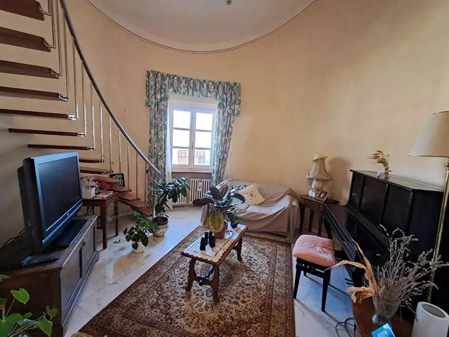 Immagine 2 di Villa in vendita  a Casciana Terme Lari