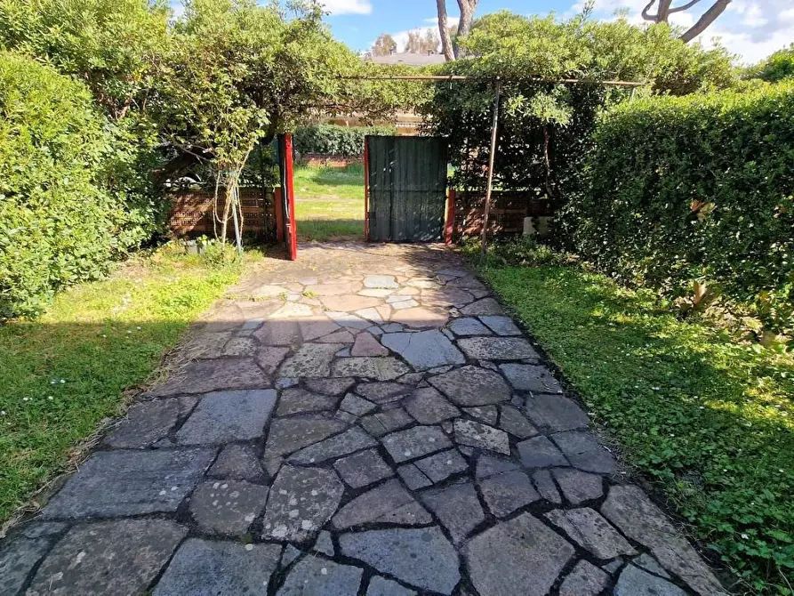 appartamento in vendita a Carrara in zona Marina di Carrara