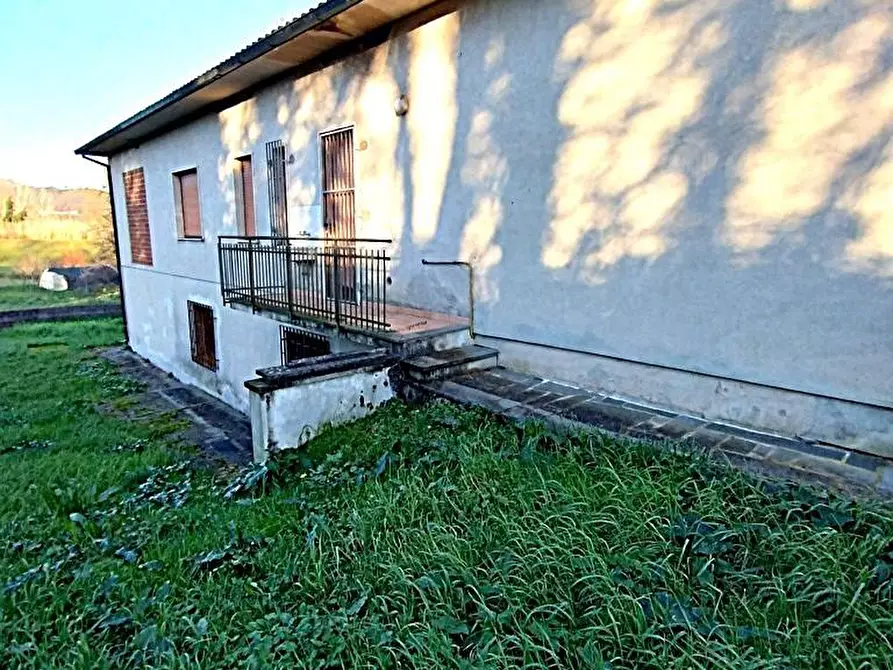 Immagine 19 di Casa indipendente in vendita  a Lucca