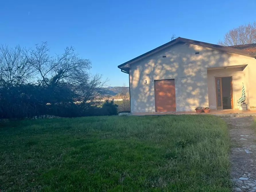 Immagine 21 di Casa indipendente in vendita  a Lucca