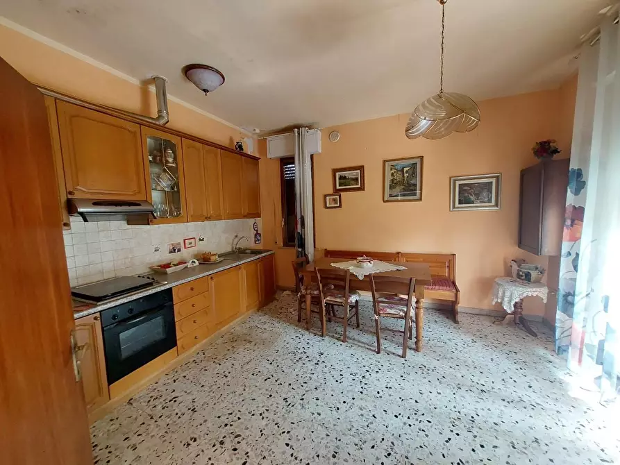 Immagine 10 di Casa indipendente in vendita  a Montopoli In Val D'arno