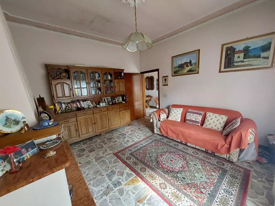 Immagine 1 di Casa indipendente in vendita  a Montopoli In Val D'arno