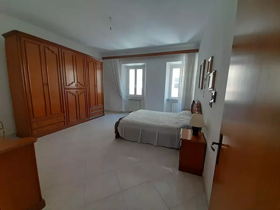 Immagine 4 di Appartamento in vendita  a Livorno