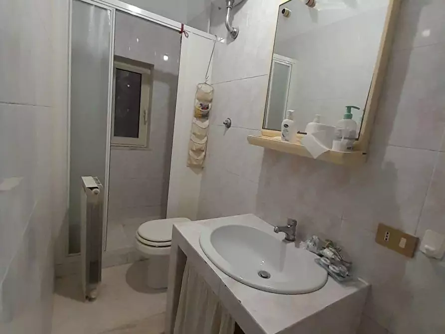 Immagine 7 di Appartamento in vendita  a Livorno