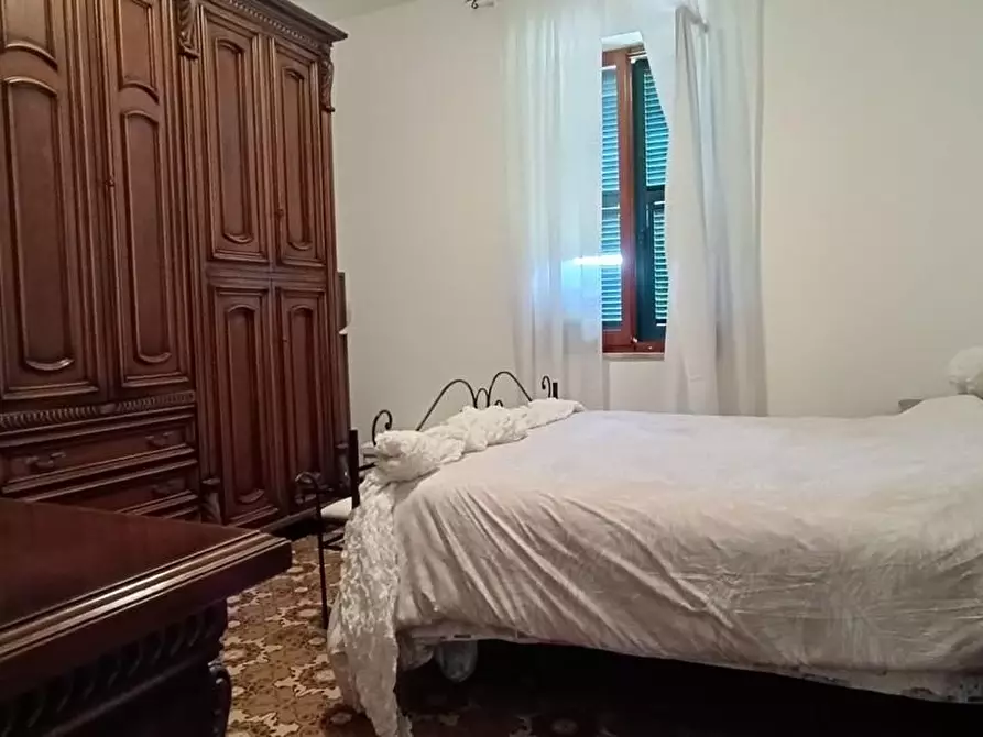 Immagine 53 di Casa indipendente in vendita  a Castelnuovo Magra