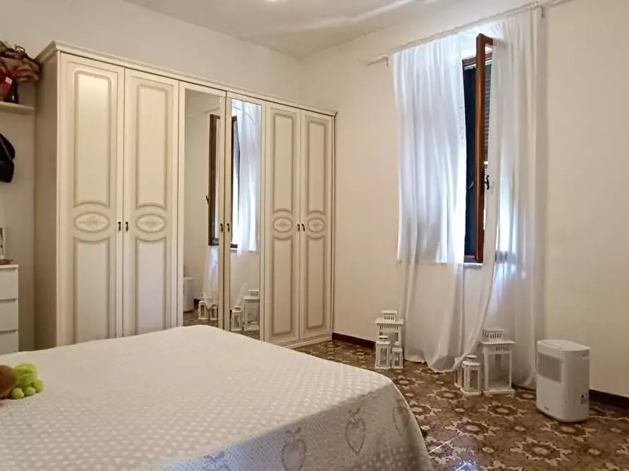 Immagine 55 di Casa indipendente in vendita  a Castelnuovo Magra