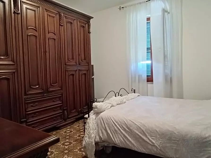 Immagine 54 di Casa indipendente in vendita  a Castelnuovo Magra