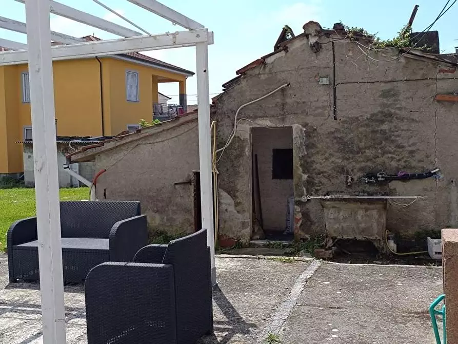 Immagine 59 di Casa indipendente in vendita  a Castelnuovo Magra