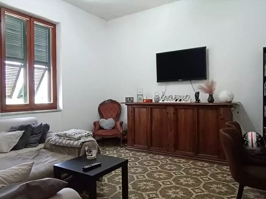 Immagine 43 di Casa indipendente in vendita  a Castelnuovo Magra