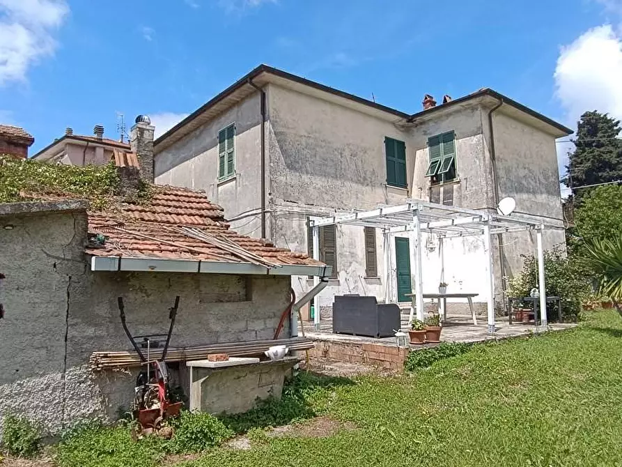 Immagine 2 di Casa indipendente in vendita  a Castelnuovo Magra