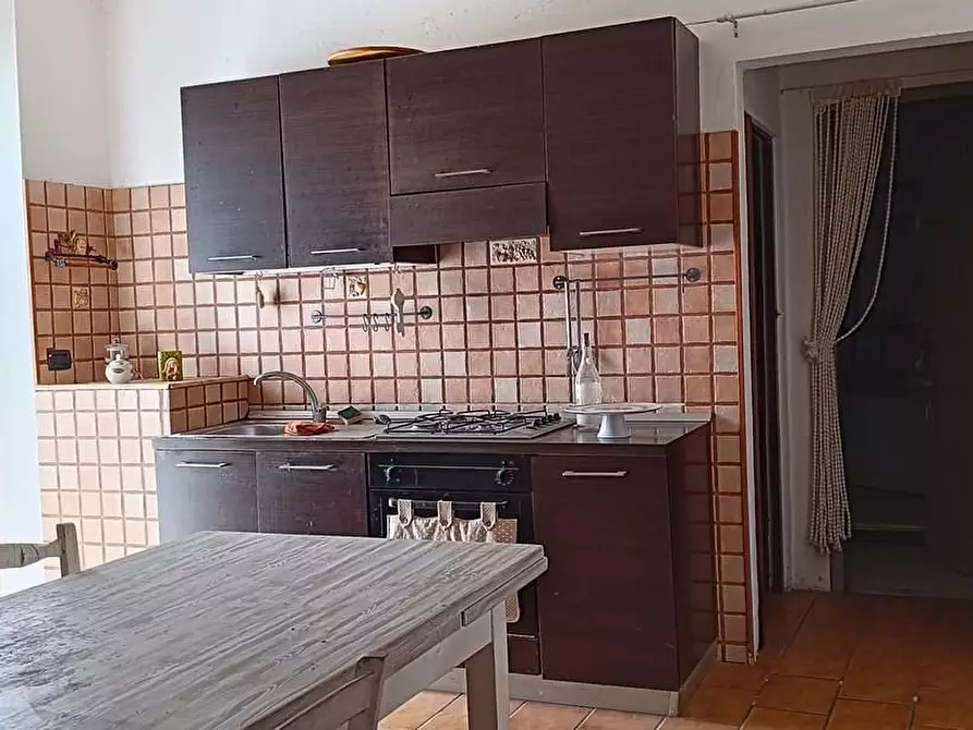 Immagine 11 di Casa indipendente in vendita  a Castelnuovo Magra