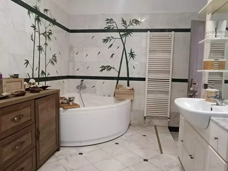 Immagine 21 di Casa indipendente in vendita  a Castelnuovo Magra