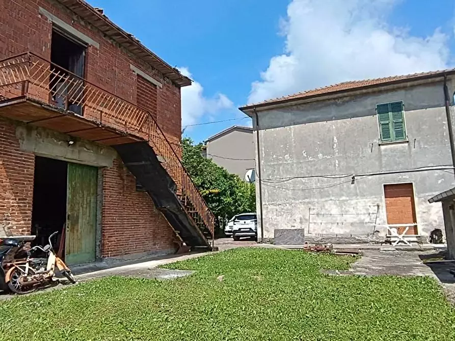 Immagine 63 di Casa indipendente in vendita  a Castelnuovo Magra