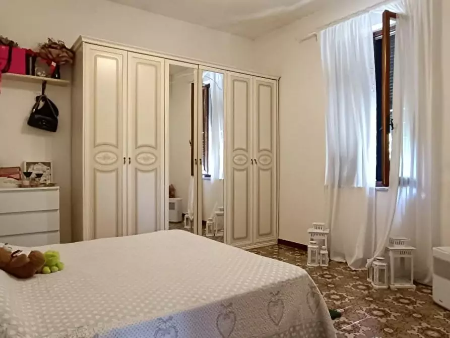 Immagine 56 di Casa indipendente in vendita  a Castelnuovo Magra