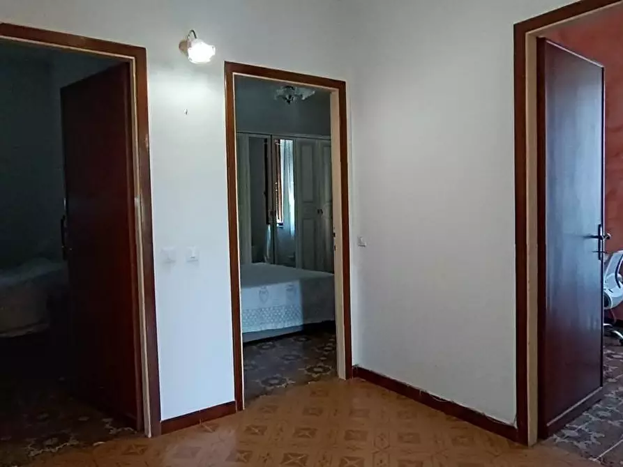 Immagine 42 di Casa indipendente in vendita  a Castelnuovo Magra