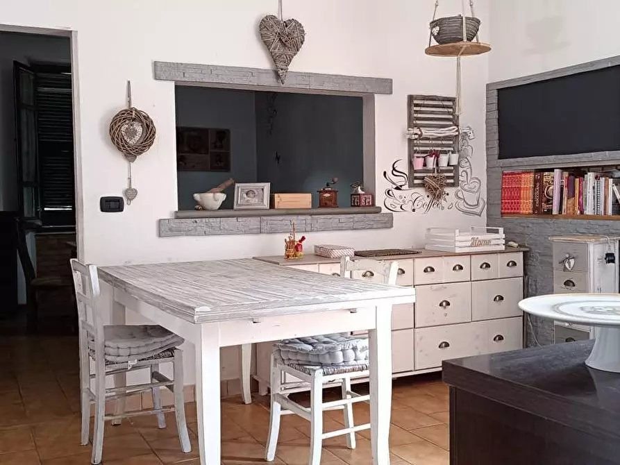 Immagine 17 di Casa indipendente in vendita  a Castelnuovo Magra