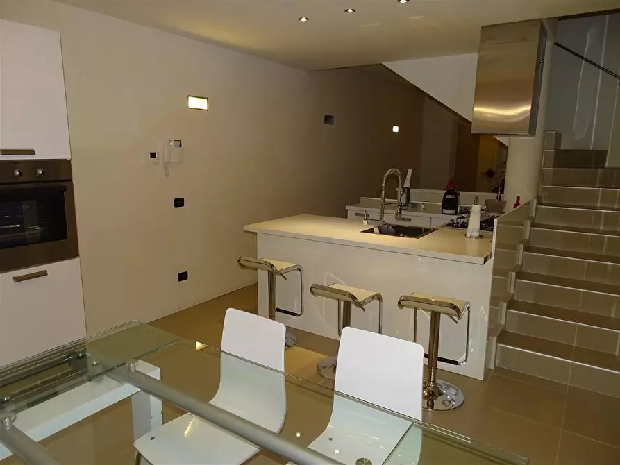 Immagine 24 di Casa trifamiliare in vendita  a Montignoso